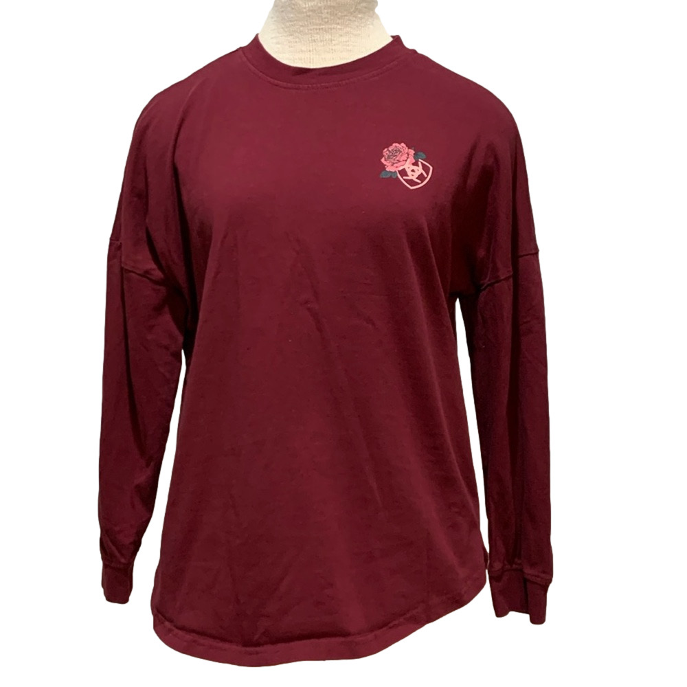 Ariat sz S oversize fit maroon  Tshirt with roses